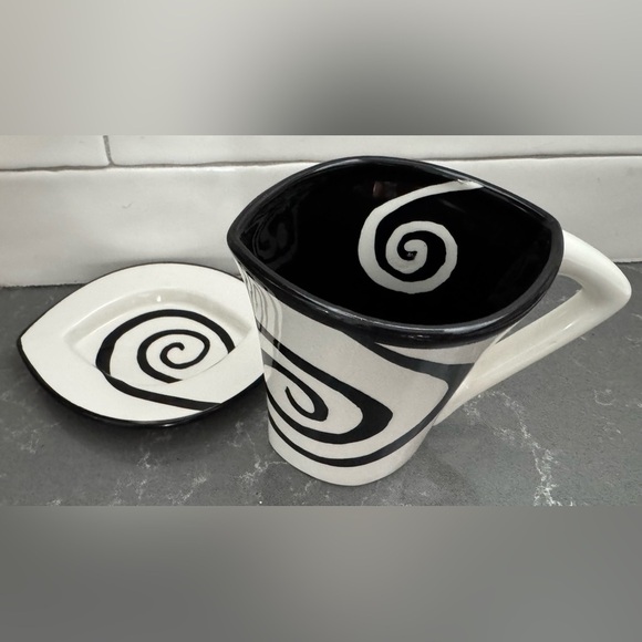 RARE Urban Graffiti Spiral Black & White Coffee/Latte Cup & Saucer Replacement - Picture 2 of 8